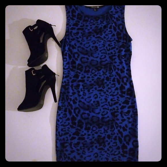 Forever 21 Dresses & Skirts - 💚Leopard Blue Dress